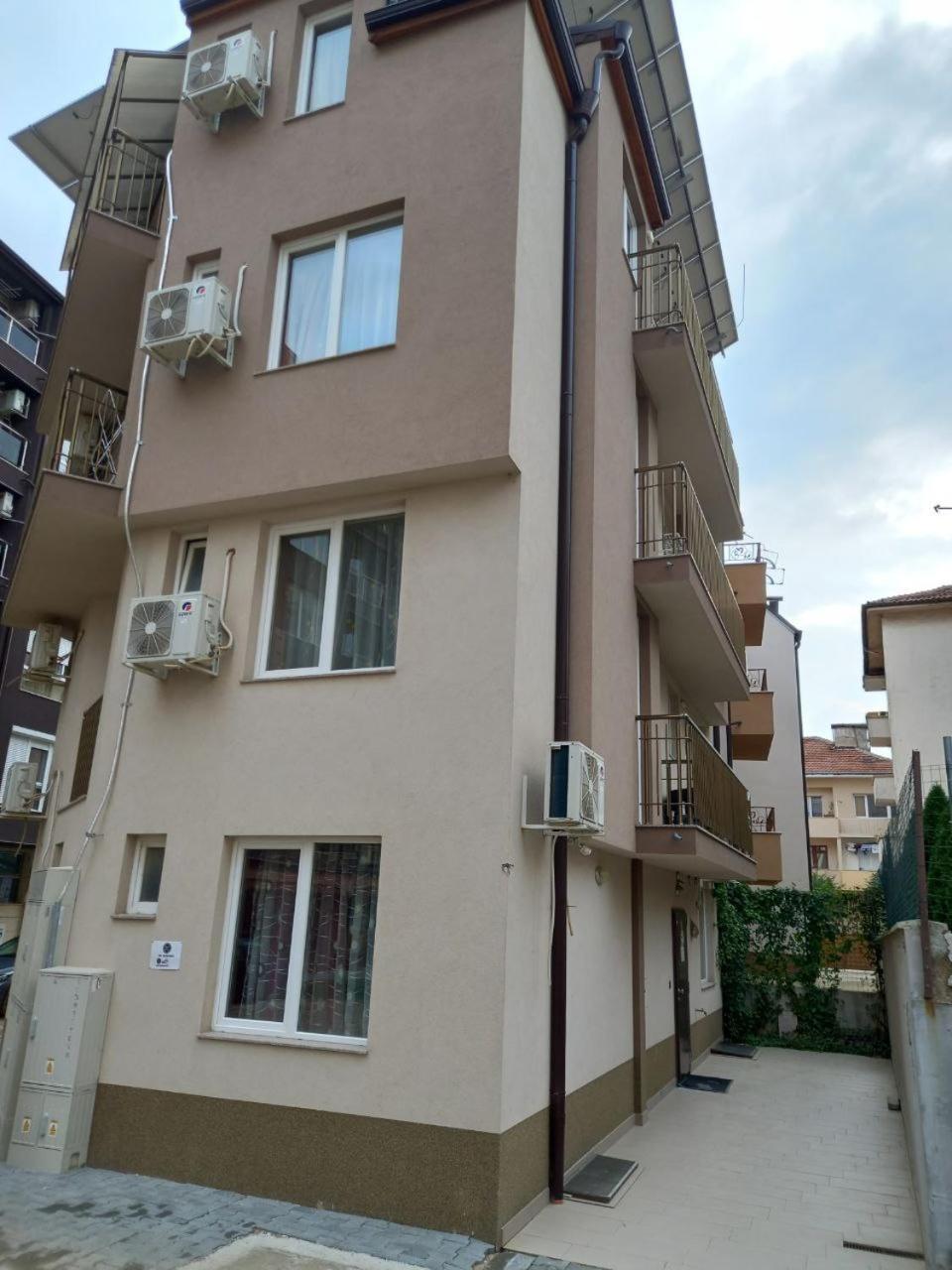 Хостел Атлас - Hostel Atlas Blagoevgrad Bagian luar foto