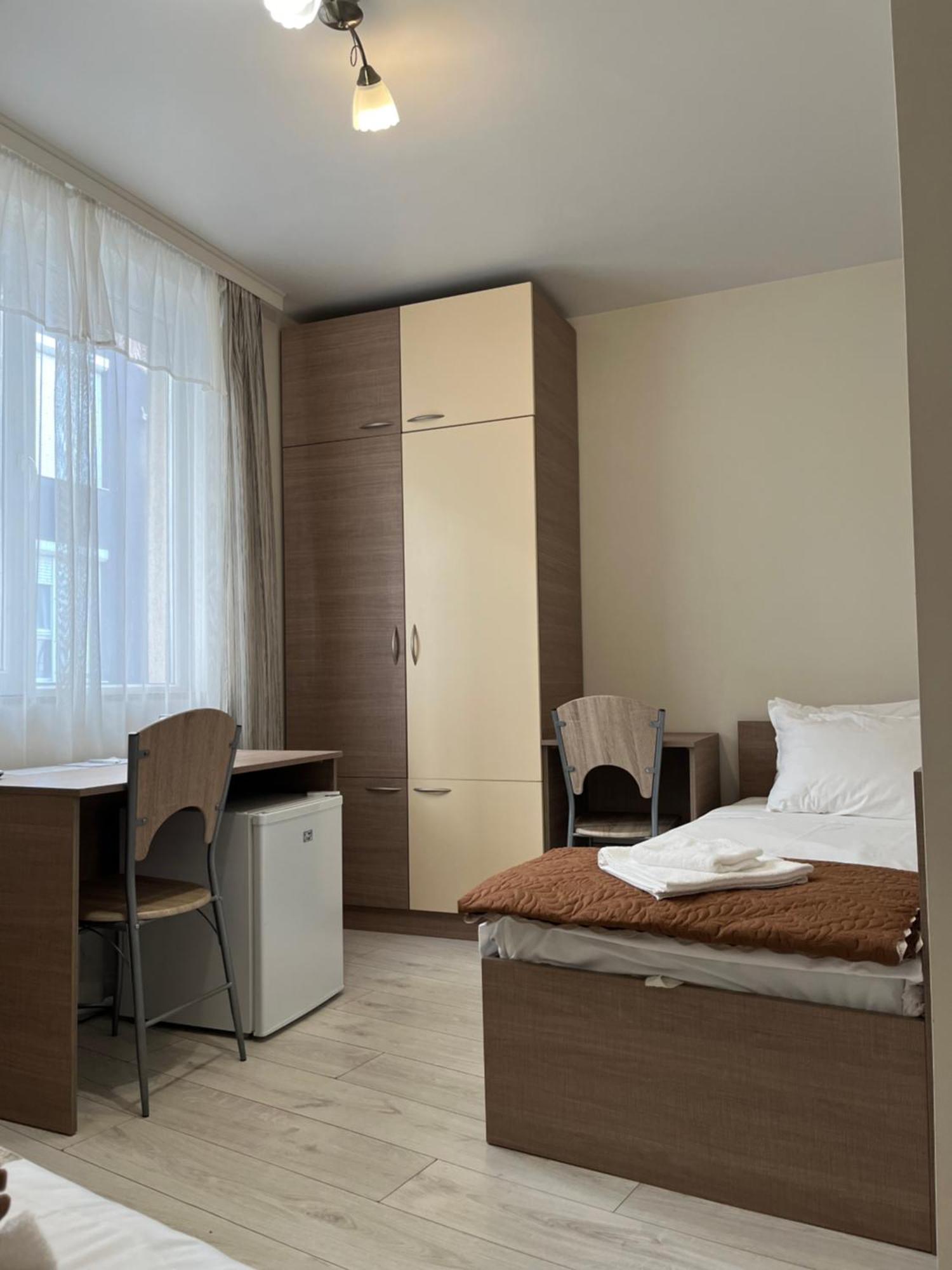 Хостел Атлас - Hostel Atlas Blagoevgrad Bagian luar foto
