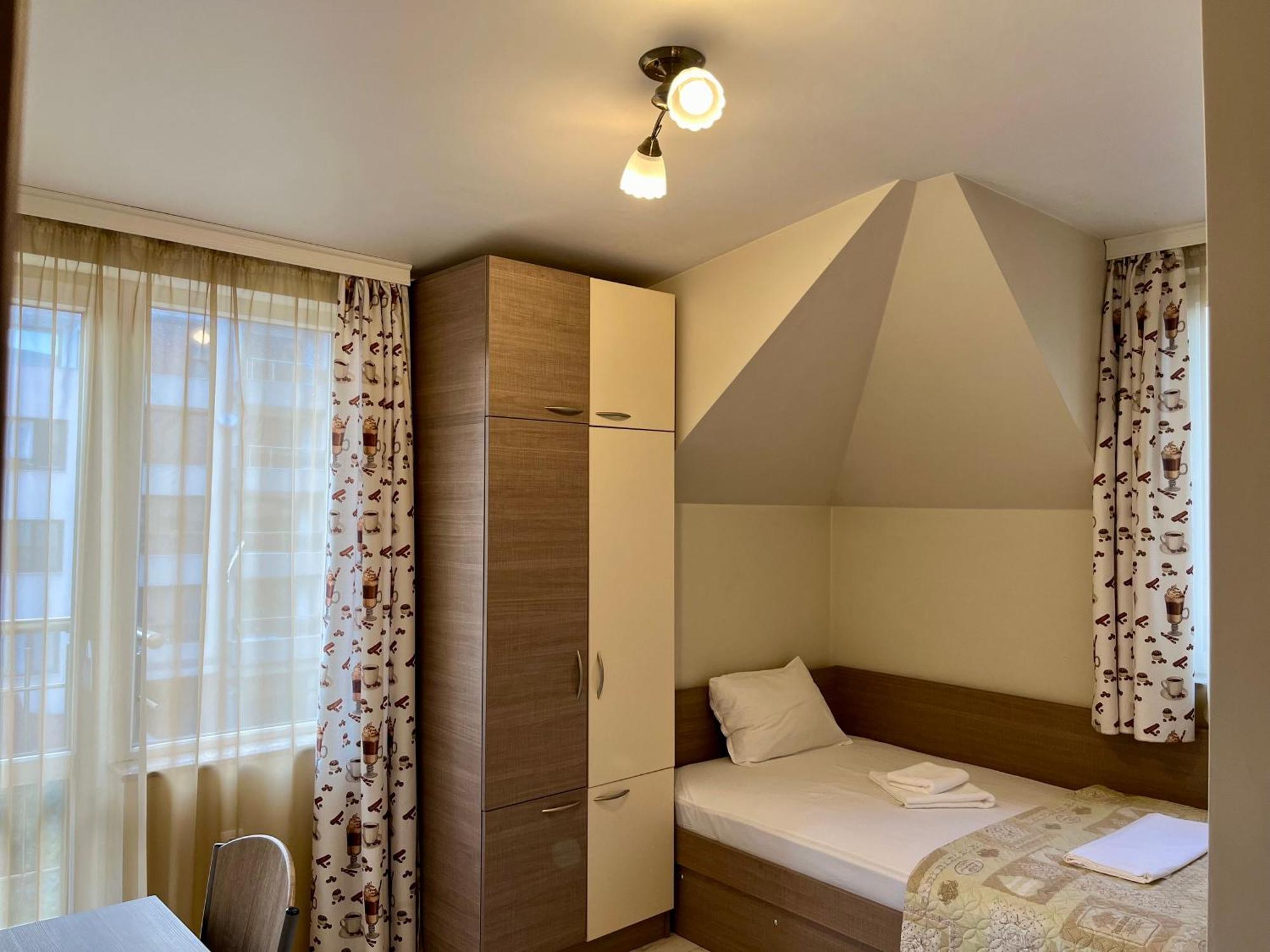 Хостел Атлас - Hostel Atlas Blagoevgrad Bagian luar foto
