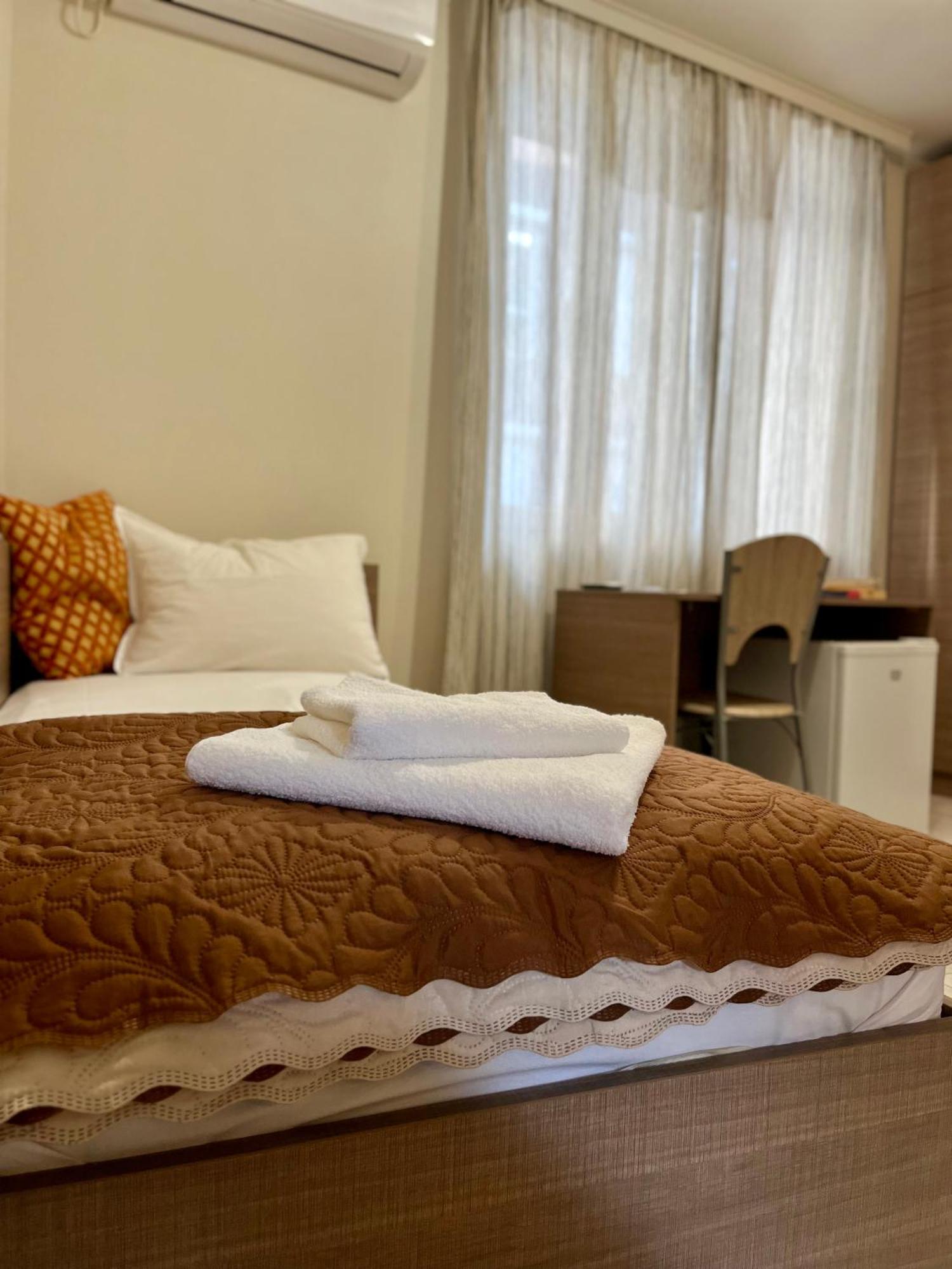 Хостел Атлас - Hostel Atlas Blagoevgrad Bagian luar foto