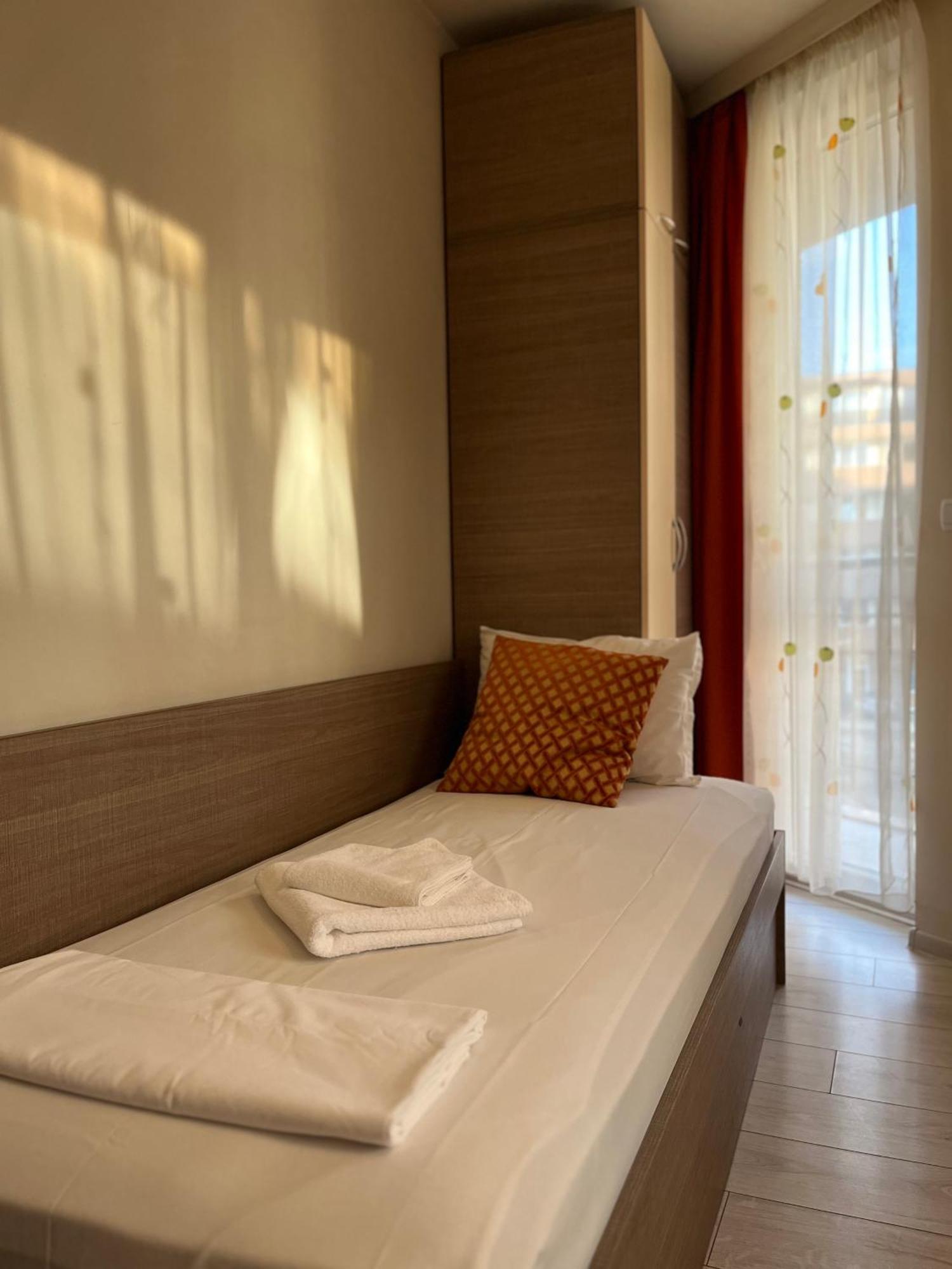Хостел Атлас - Hostel Atlas Blagoevgrad Bagian luar foto